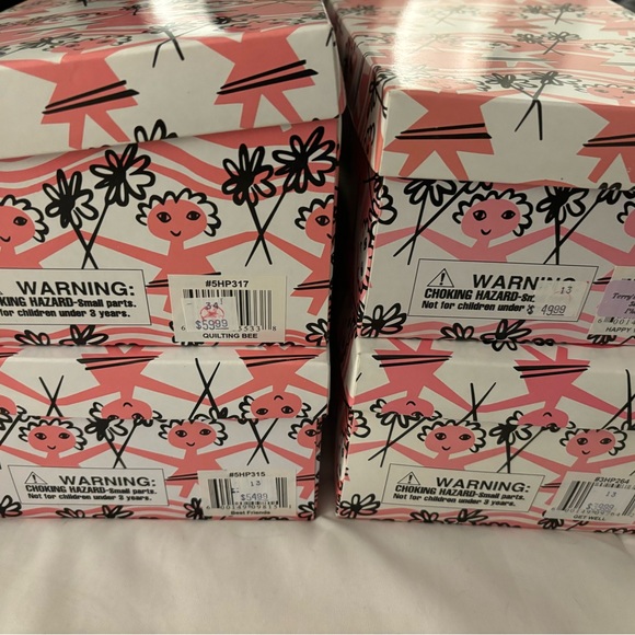 Pristine condition hi! I’m Ginny Doll. Quilting Bee - Picture 4 of 6